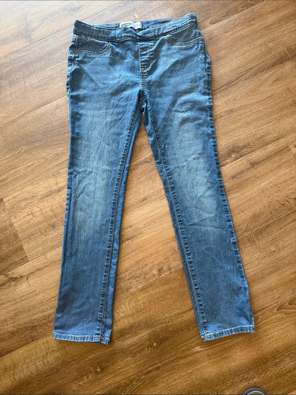 Old Navy Women’s Medium Blue Skinny Jeans 32/28